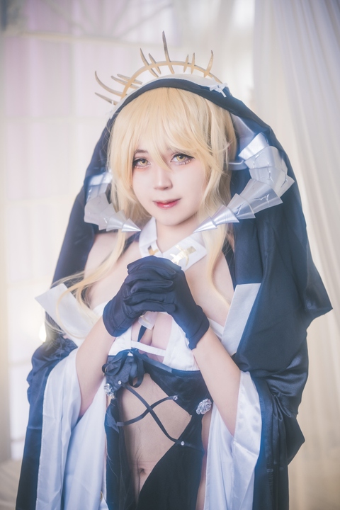 Hatori Sama(奈奈紀)写真合集：神秘日系Coser奈奈紀高质量作品精选下载【43套】